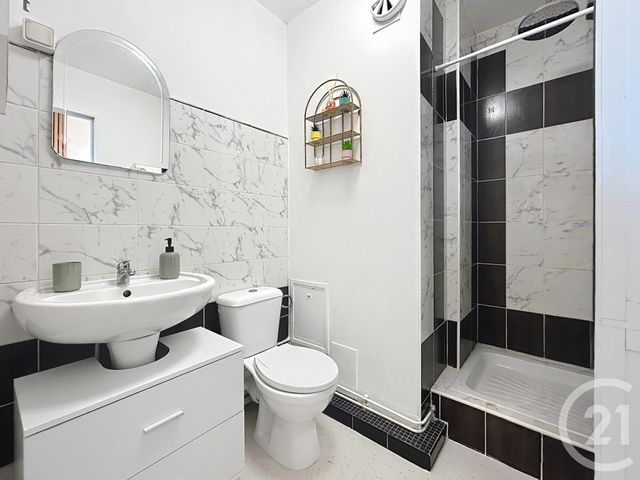 Appartement F1 à louer - 1 pièce - 26.54 m2 - FRESNES - 94 - ILE-DE-FRANCE - Century 21 Eureka