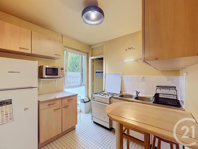 Appartement F3 à louer - 3 pièces - 61.2 m2 - WISSOUS - 91 - ILE-DE-FRANCE - Century 21 Eureka