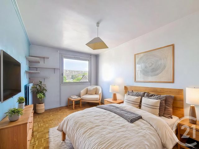 Appartement F5 à vendre - 5 pièces - 104.61 m2 - FRESNES - 94 - ILE-DE-FRANCE - Century 21 Eureka