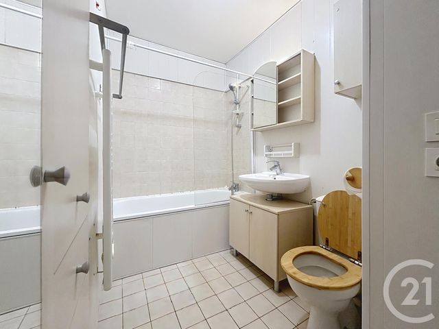 Appartement F1 à louer - 1 pièce - 31.94 m2 - JUVISY SUR ORGE - 91 - ILE-DE-FRANCE - Century 21 Eureka