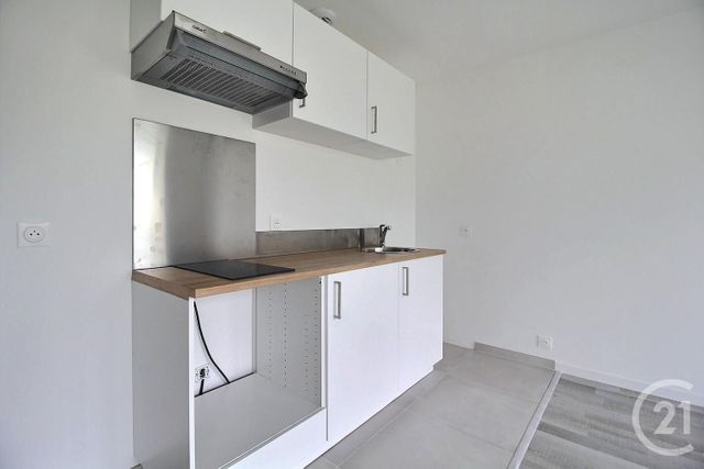 Appartement Studio à louer - 1 pièce - 25.11 m2 - ST MICHEL SUR ORGE - 91 - ILE-DE-FRANCE - Century 21 Eureka