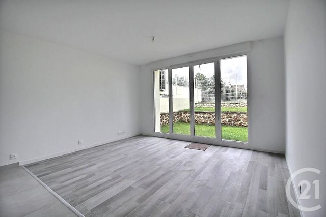 Appartement Studio à louer ST MICHEL SUR ORGE