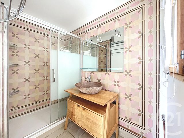 Appartement F5 à vendre - 5 pièces - 84.42 m2 - FRESNES - 94 - ILE-DE-FRANCE - Century 21 Eureka