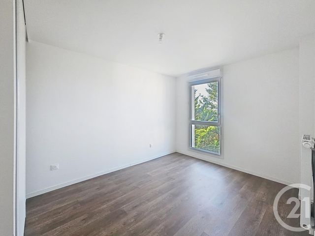 Appartement F4 à vendre - 4 pièces - 73.14 m2 - FRESNES - 94 - ILE-DE-FRANCE - Century 21 Eureka