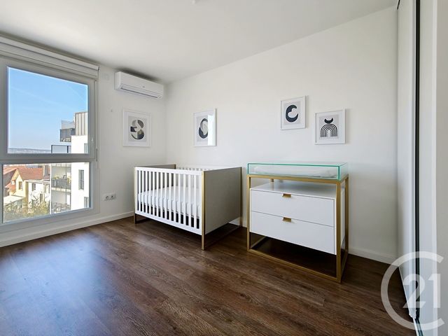 Appartement F4 à vendre - 4 pièces - 73.14 m2 - FRESNES - 94 - ILE-DE-FRANCE - Century 21 Eureka