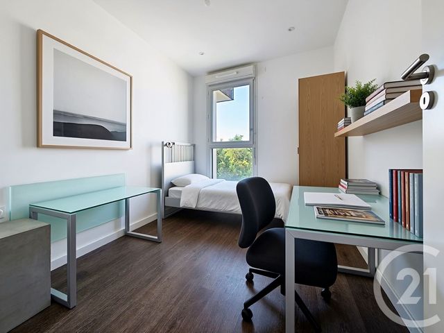 Appartement F4 à vendre - 4 pièces - 73.14 m2 - FRESNES - 94 - ILE-DE-FRANCE - Century 21 Eureka