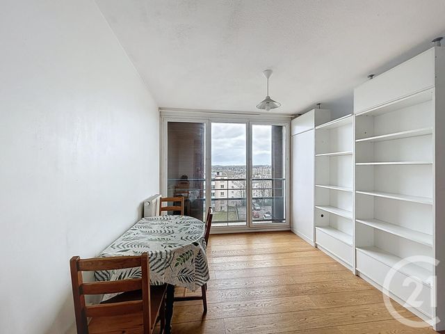 Appartement F1 à louer - 1 pièce - 32.85 m2 - FRESNES - 94 - ILE-DE-FRANCE - Century 21 Eureka