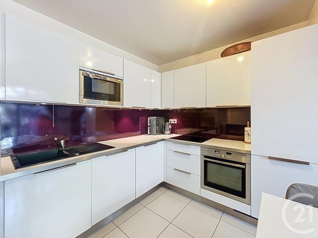 Appartement F3 à louer - 3 pièces - 62.41 m2 - FRESNES - 94 - ILE-DE-FRANCE - Century 21 Eureka