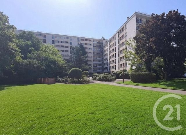 Appartement F3 à vendre - 3 pièces - 63.44 m2 - FRESNES - 94 - ILE-DE-FRANCE - Century 21 Eureka