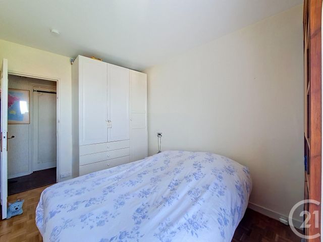 Appartement F3 à vendre - 3 pièces - 63.44 m2 - FRESNES - 94 - ILE-DE-FRANCE - Century 21 Eureka