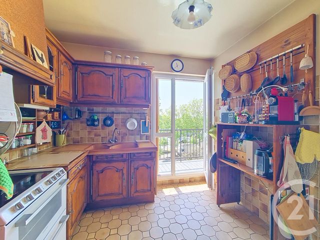 Appartement F3 à vendre - 3 pièces - 63.44 m2 - FRESNES - 94 - ILE-DE-FRANCE - Century 21 Eureka