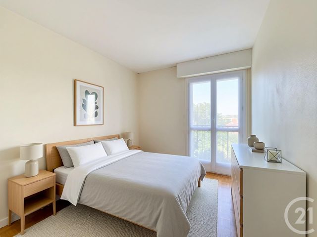 Appartement F3 à vendre - 3 pièces - 63.44 m2 - FRESNES - 94 - ILE-DE-FRANCE - Century 21 Eureka