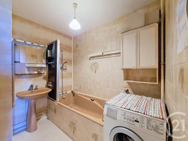 Appartement F3 à vendre - 3 pièces - 63.44 m2 - FRESNES - 94 - ILE-DE-FRANCE - Century 21 Eureka
