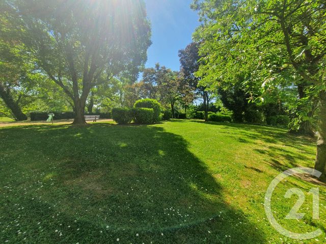 Appartement F3 à vendre - 3 pièces - 50.63 m2 - FRESNES - 94 - ILE-DE-FRANCE - Century 21 Eureka