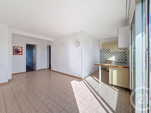 Appartement F3 à vendre - 3 pièces - 50.63 m2 - FRESNES - 94 - ILE-DE-FRANCE - Century 21 Eureka