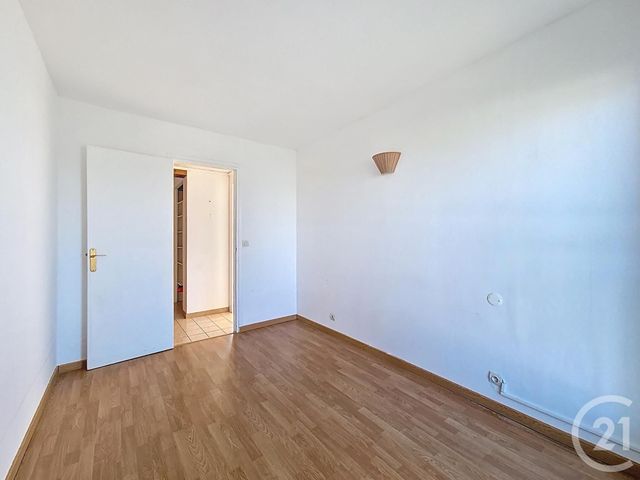 Appartement F3 à vendre - 3 pièces - 50.63 m2 - FRESNES - 94 - ILE-DE-FRANCE - Century 21 Eureka