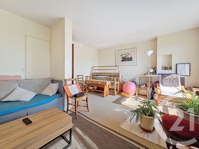 Appartement F5 à vendre - 5 pièces - 75.0 m2 - FRESNES - 94 - ILE-DE-FRANCE - Century 21 Eureka