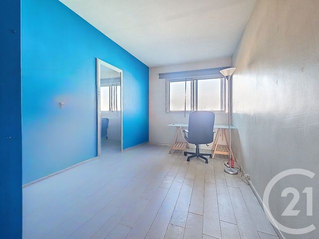 Appartement F5 à vendre - 5 pièces - 75.0 m2 - FRESNES - 94 - ILE-DE-FRANCE - Century 21 Eureka