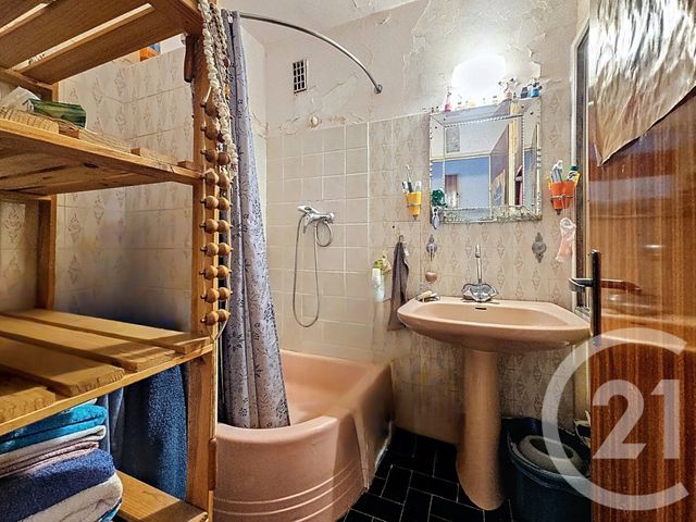 Appartement F5 à vendre - 5 pièces - 75.0 m2 - FRESNES - 94 - ILE-DE-FRANCE - Century 21 Eureka