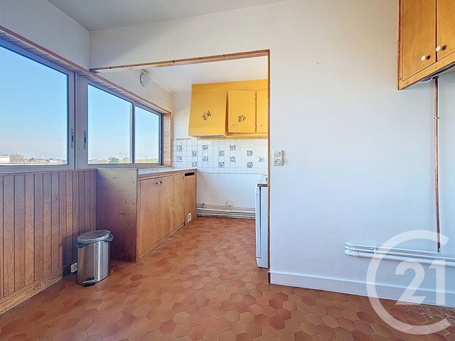 Appartement F5 à vendre - 5 pièces - 75.0 m2 - FRESNES - 94 - ILE-DE-FRANCE - Century 21 Eureka