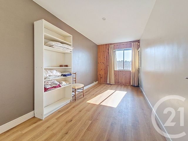 Appartement F5 à vendre - 5 pièces - 75.0 m2 - FRESNES - 94 - ILE-DE-FRANCE - Century 21 Eureka