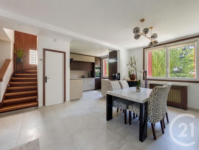maison à vendre - 4 pièces - 80.52 m2 - FRESNES - 94 - ILE-DE-FRANCE - Century 21 Eureka