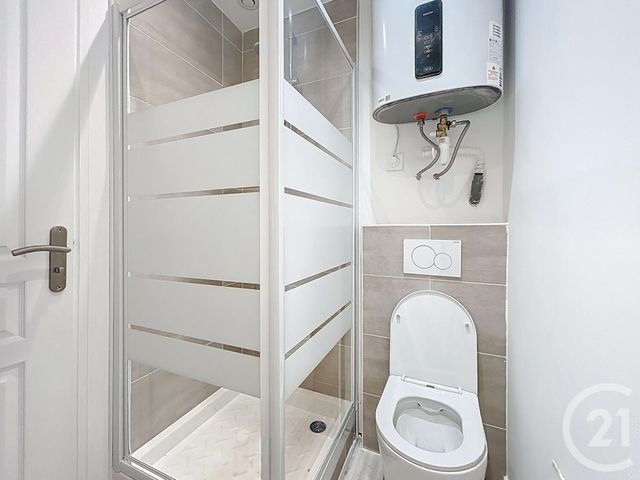 Appartement F1 à louer - 1 pièce - 18.4 m2 - FRESNES - 94 - ILE-DE-FRANCE - Century 21 Eureka