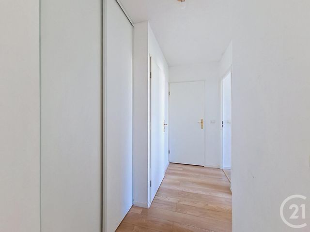 Appartement F3 à vendre - 3 pièces - 60.25 m2 - FRESNES - 94 - ILE-DE-FRANCE - Century 21 Eureka