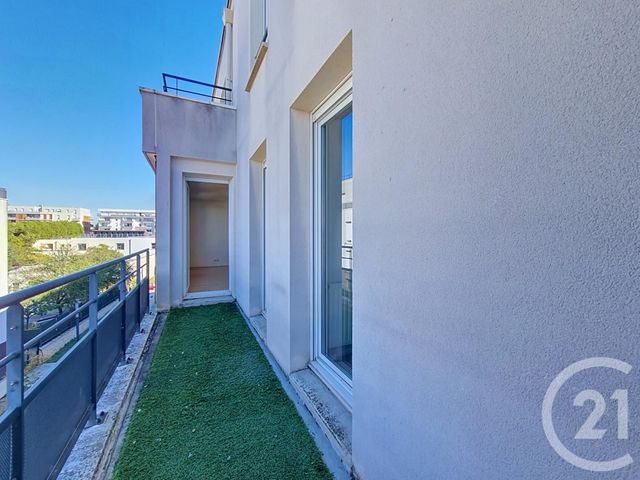 Appartement F3 à vendre - 3 pièces - 60.25 m2 - FRESNES - 94 - ILE-DE-FRANCE - Century 21 Eureka