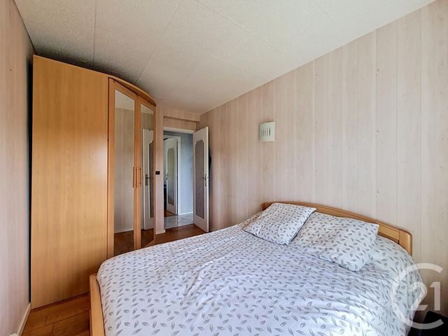 Appartement F4 à vendre - 4 pièces - 62.14 m2 - FRESNES - 94 - ILE-DE-FRANCE - Century 21 Eureka