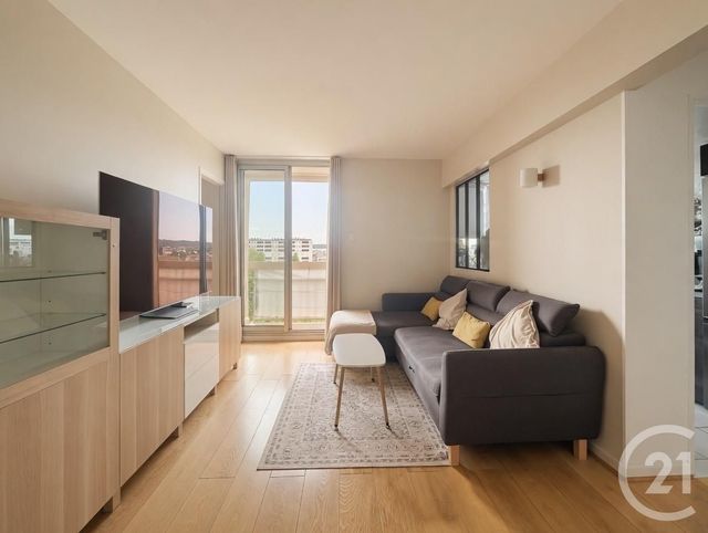 Appartement F3 à vendre - 3 pièces - 55.8 m2 - FRESNES - 94 - ILE-DE-FRANCE - Century 21 Eureka