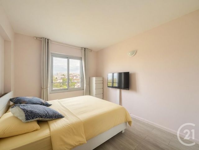 Appartement F3 à vendre - 3 pièces - 55.8 m2 - FRESNES - 94 - ILE-DE-FRANCE - Century 21 Eureka