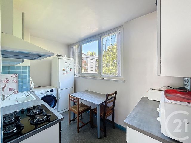 Appartement F3 à louer - 3 pièces - 54.45 m2 - MASSY - 91 - ILE-DE-FRANCE - Century 21 Eureka