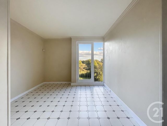 Appartement F4 à vendre - 4 pièces - 72.79 m2 - FRESNES - 94 - ILE-DE-FRANCE - Century 21 Eureka