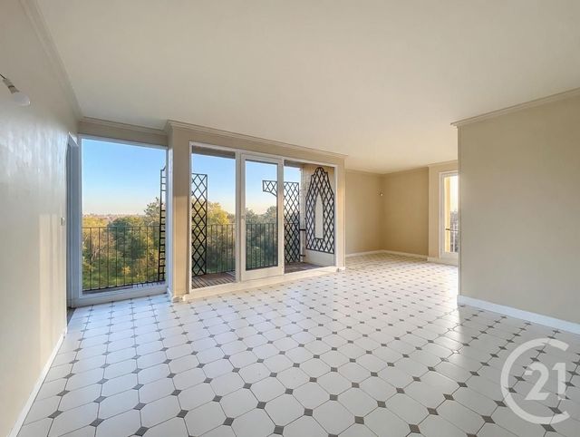 Appartement F4 à vendre - 4 pièces - 72.79 m2 - FRESNES - 94 - ILE-DE-FRANCE - Century 21 Eureka