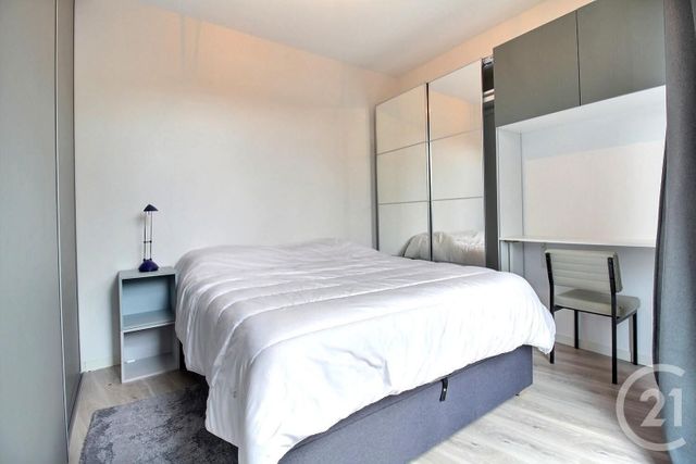 Appartement F2 à louer - 2 pièces - 46.7 m2 - THIAIS - 94 - ILE-DE-FRANCE - Century 21 Eureka