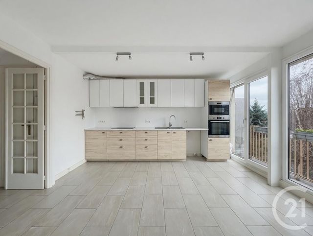 Appartement F5 à vendre - 5 pièces - 84.42 m2 - FRESNES - 94 - ILE-DE-FRANCE - Century 21 Eureka
