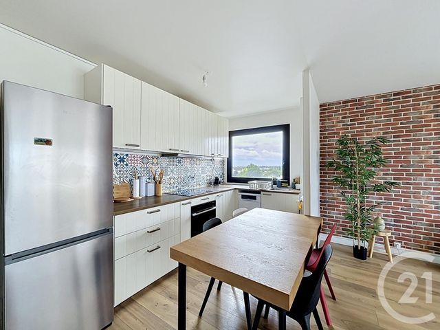 Appartement F4 à louer - 4 pièces - 75.85 m2 - FRESNES - 94 - ILE-DE-FRANCE - Century 21 Eureka