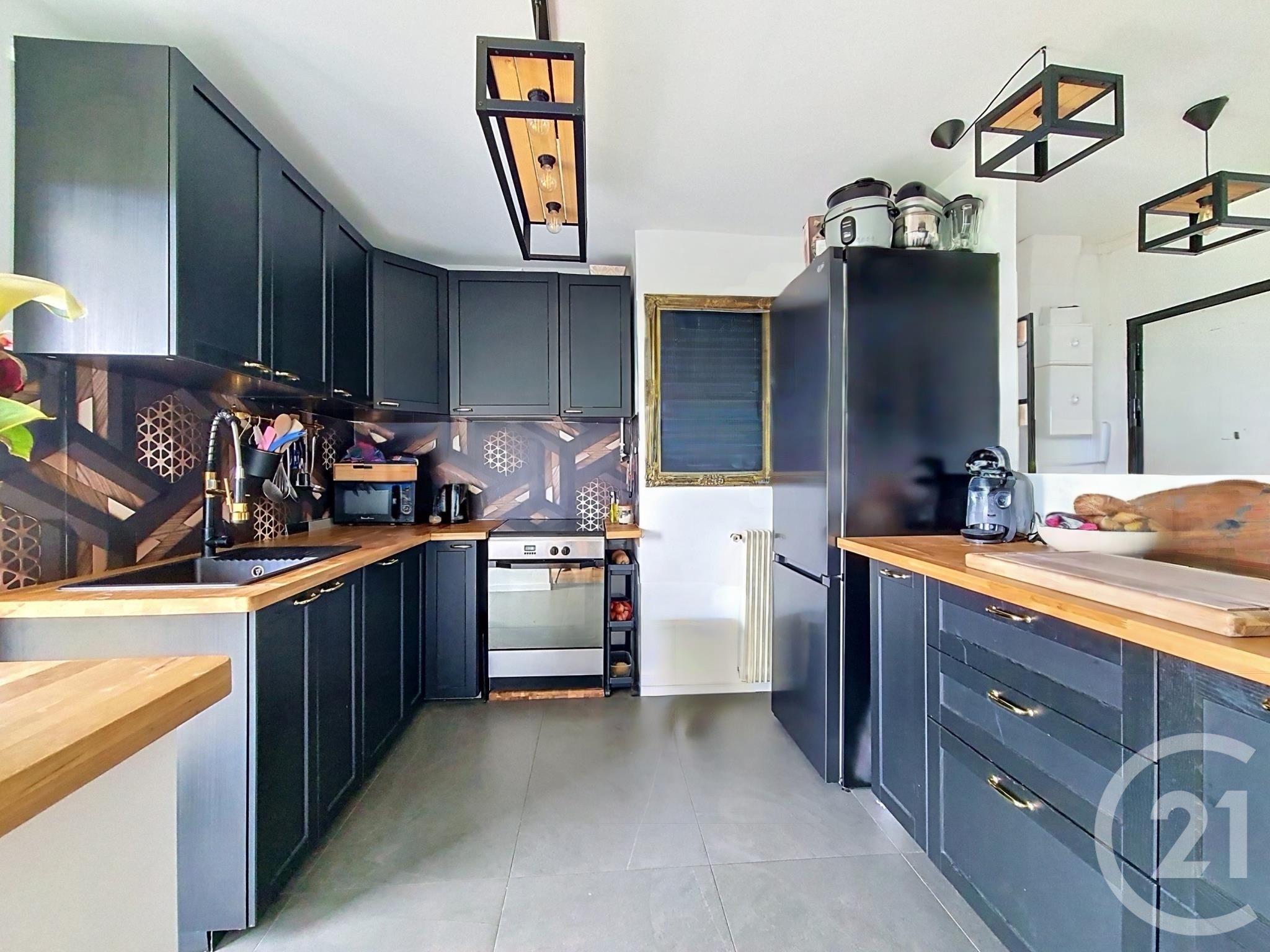Appartement F4 à vendre - 4 pièces - 85.32 m2 - FRESNES - 94 - ILE-DE-FRANCE - Century 21 Eureka — 6