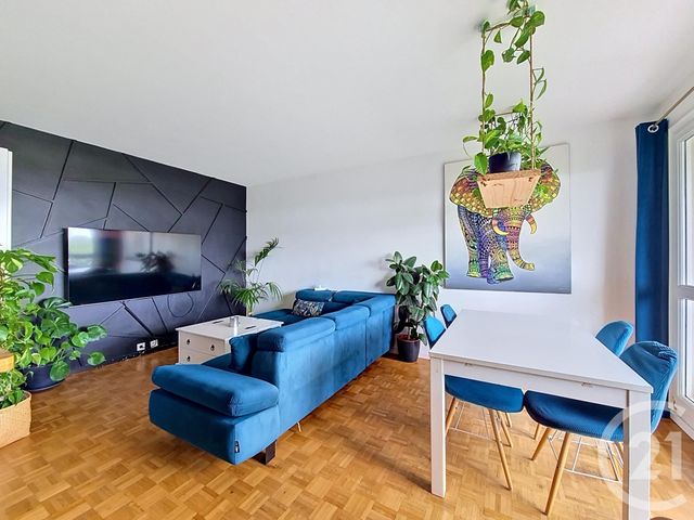 Appartement F5 à vendre - 5 pièces - 85.32 m2 - FRESNES - 94 - ILE-DE-FRANCE - Century 21 Eureka