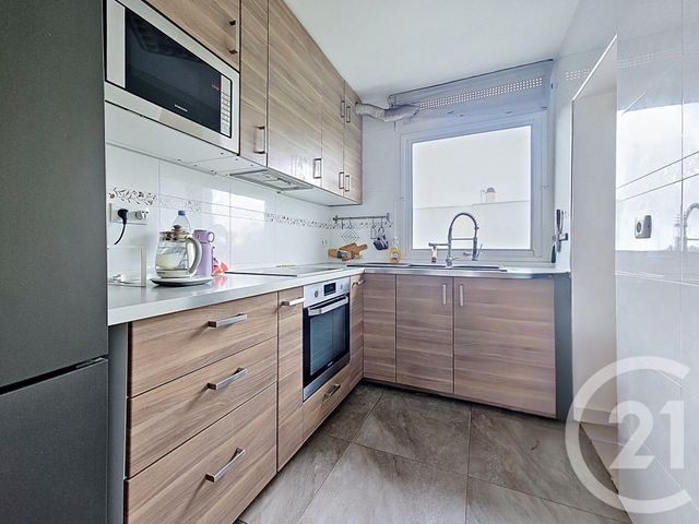 Appartement F4 à vendre - 4 pièces - 70.9 m2 - RUNGIS - 94 - ILE-DE-FRANCE - Century 21 Eureka
