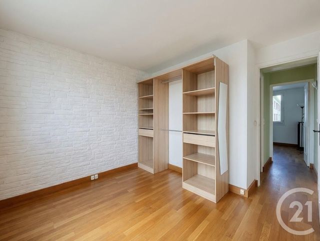 Appartement F4 à vendre - 4 pièces - 68.17 m2 - FRESNES - 94 - ILE-DE-FRANCE - Century 21 Eureka