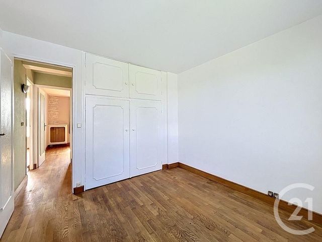 Appartement F4 à vendre - 4 pièces - 68.17 m2 - FRESNES - 94 - ILE-DE-FRANCE - Century 21 Eureka