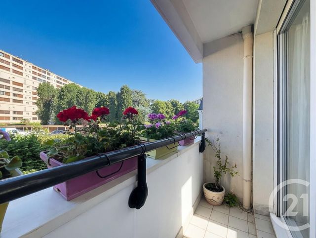 Appartement F4 à vendre - 4 pièces - 75.51 m2 - FRESNES - 94 - ILE-DE-FRANCE - Century 21 Eureka