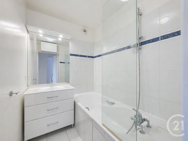 Appartement F4 à vendre - 4 pièces - 75.51 m2 - FRESNES - 94 - ILE-DE-FRANCE - Century 21 Eureka
