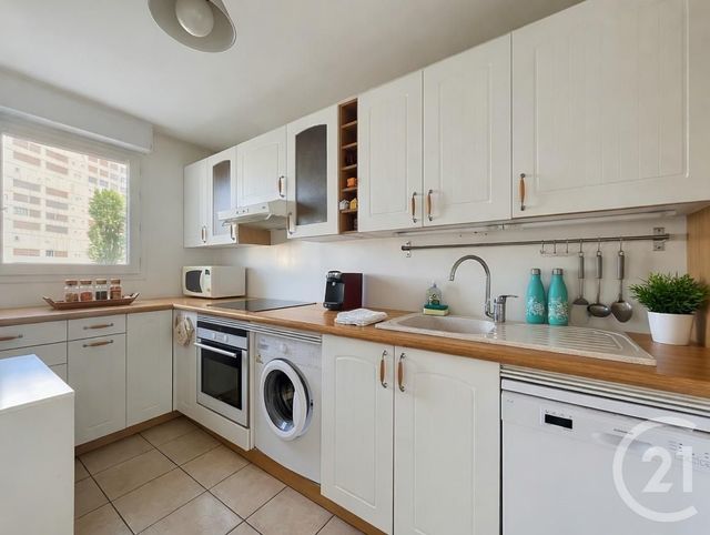 Appartement F4 à vendre - 4 pièces - 75.51 m2 - FRESNES - 94 - ILE-DE-FRANCE - Century 21 Eureka