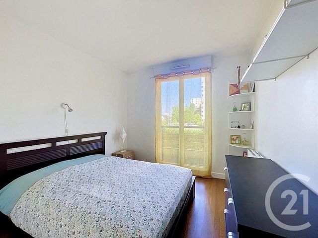 Appartement F4 à vendre - 4 pièces - 75.51 m2 - FRESNES - 94 - ILE-DE-FRANCE - Century 21 Eureka