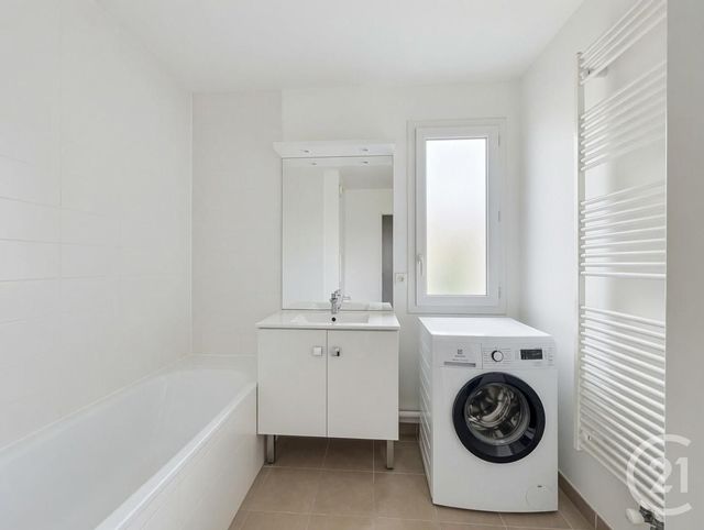 Appartement F2 à vendre - 2 pièces - 43.01 m2 - FRESNES - 94 - ILE-DE-FRANCE - Century 21 Eureka